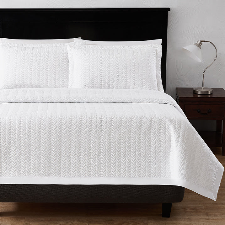 Flourish, 85 GSM brushed Pongee microfiber fabric with 100 GSM down-alternative fill, 2" flange, oversized 94" length