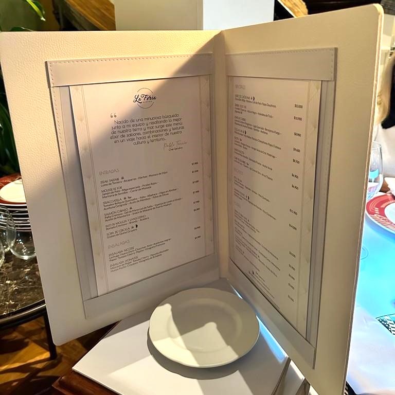 Ultra Premium Menu Cover, 11"x17" Paper (2 views), Faux Leather