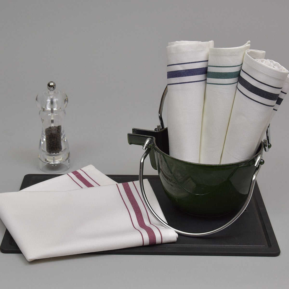 Regular Bistro Cotton Napkin 100% Cotton, White w/ Stripes