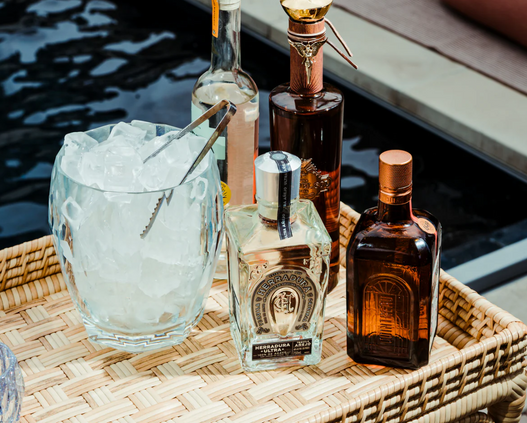 Vanity 94oz Ice Bucket