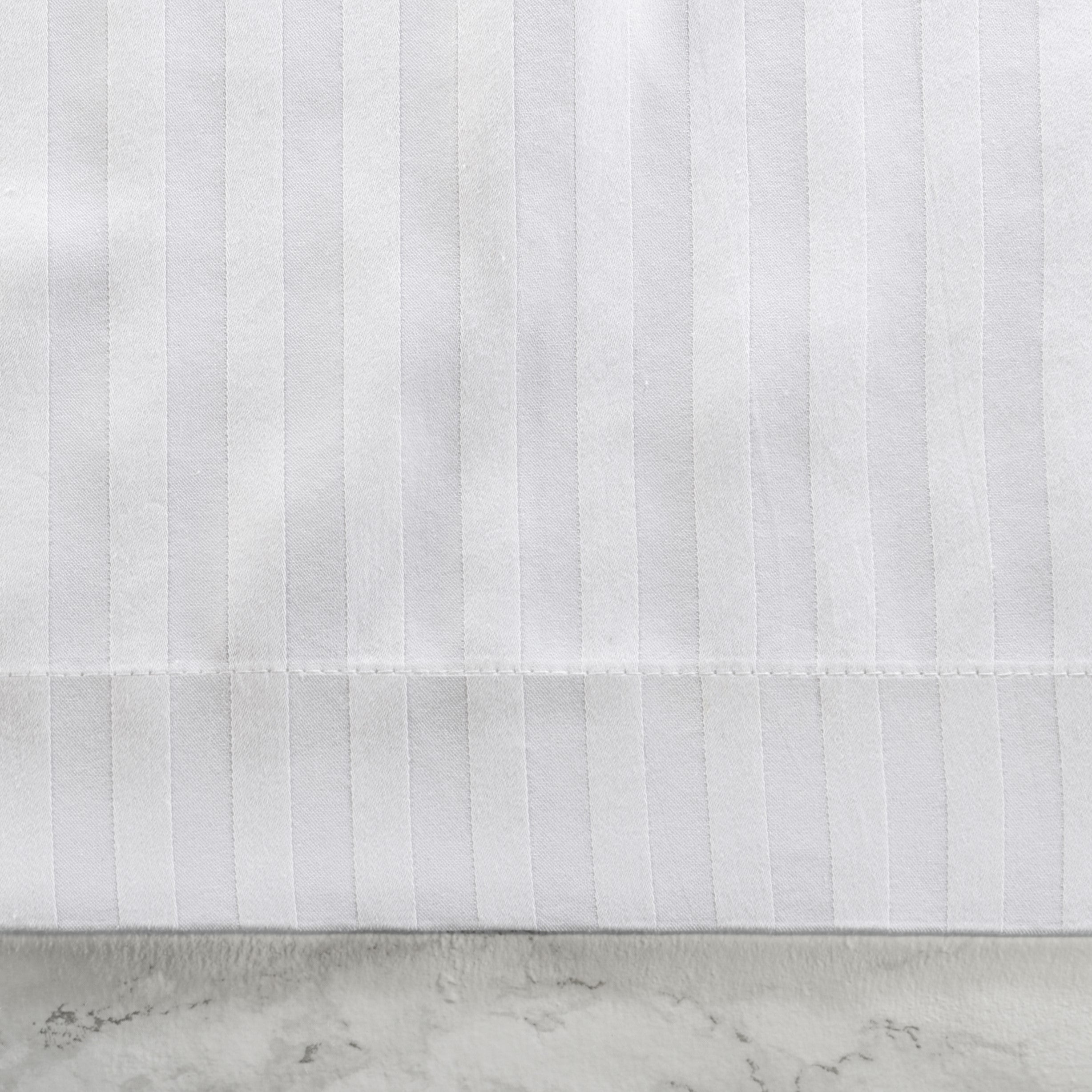 T250 ELS 60% Cotton/40% Poly, 1cm Stripe Sateen