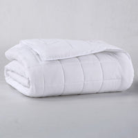 Liteluxe Down-Alternative, Light Weight, 4" Quilted Sewn-Through Boxstitch, Microfiber Shell, Knife Edge, Double-Needle Stitched