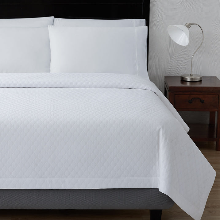 Ogee Matelassé Coverlet - 280 GSM