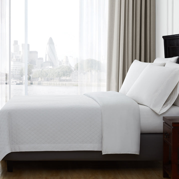 Ogee Matelassé Coverlet - 280 GSM