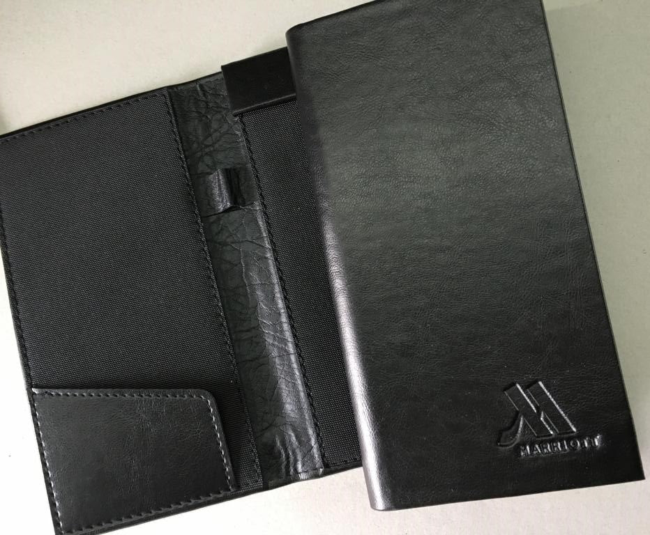 Super-Premium Bill Presenter, Faux Leather, Magnet Flap