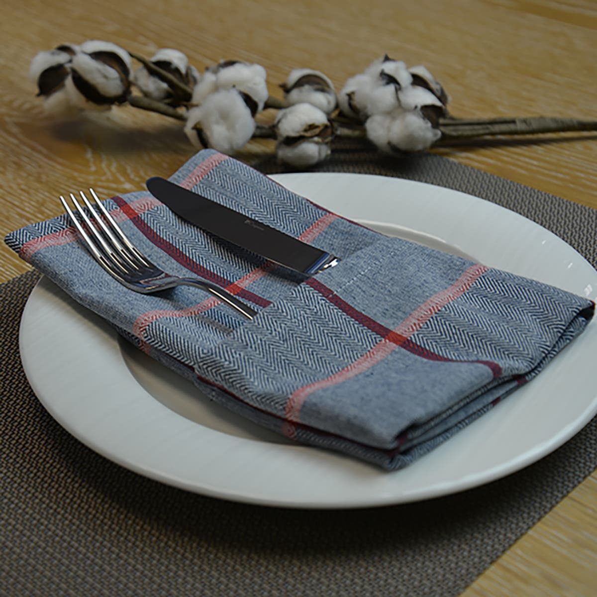 Quadramuri Napkin 22"x23" 100% Cotton, Vat-Dyed, Mitered Corners, Color Checked